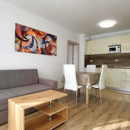 Cabacum Pleasure Beachfront - 50m To And Pool Апарт-готель Варна